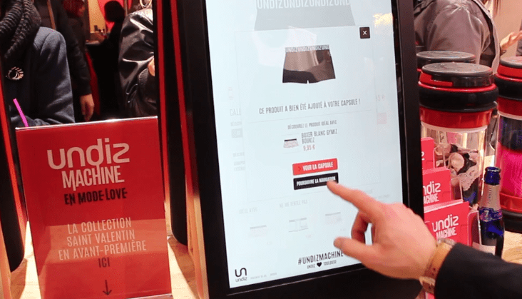Borne tactile undiz machine